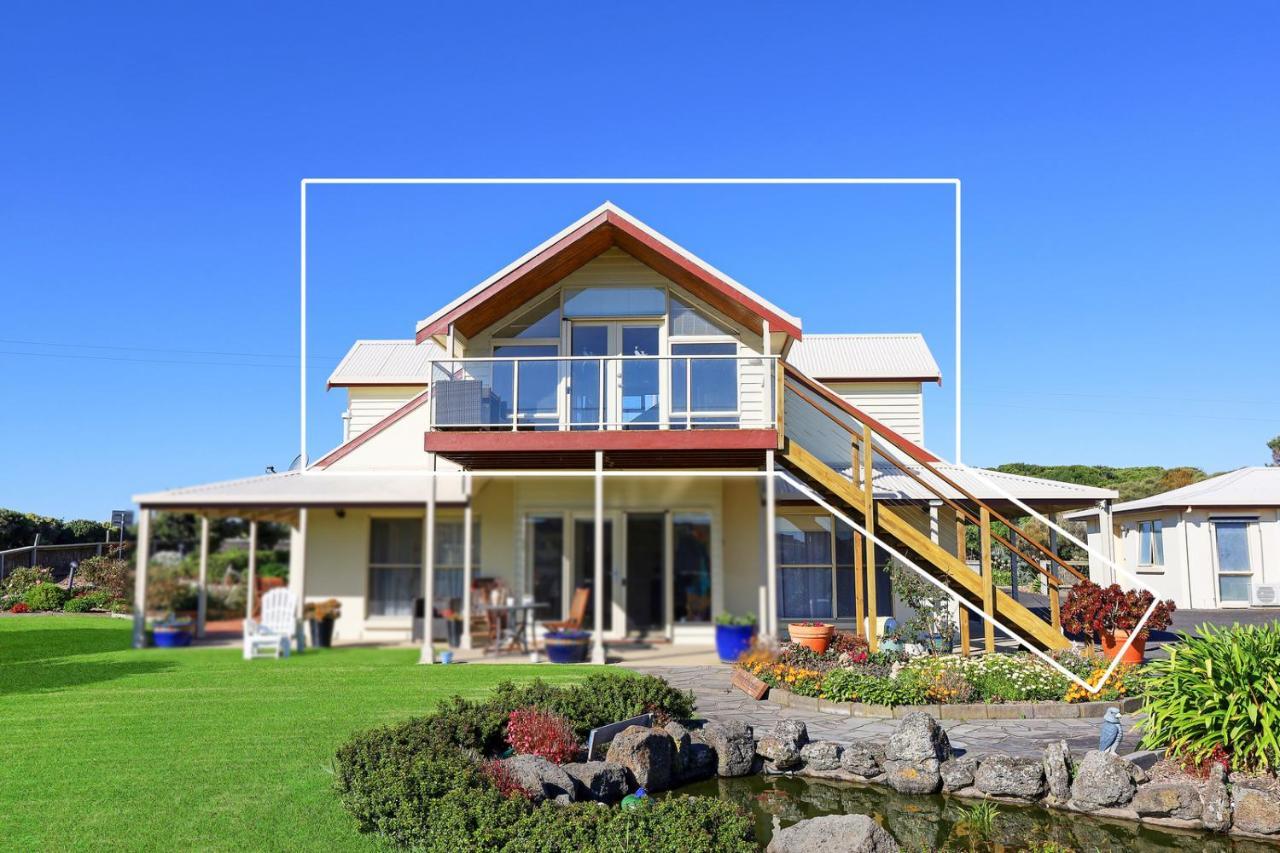 Logans Beach Apartments - The Loft Warrnambool Exteriör bild