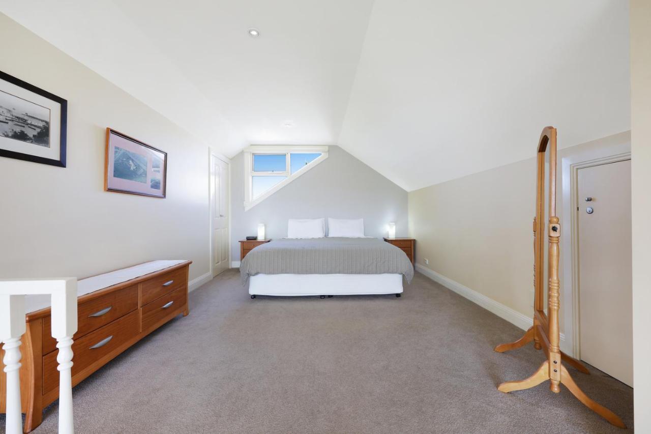 Logans Beach Apartments - The Loft Warrnambool Exteriör bild